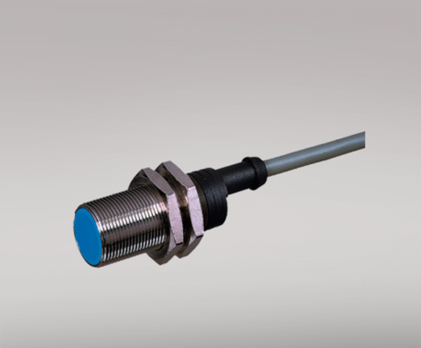8343 Inductive proximity sensor